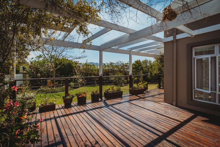 3 Bedroom Property for Sale in Kraaibosch Country Estate Western Cape